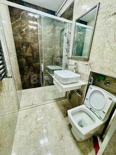 Satılır 2 otaqlı köhnə tikili 65 m², 28 May m., photo 16 from 19
