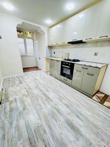 Satılır 2 otaqlı köhnə tikili 65 m², 28 May m., photo 1 from 19
