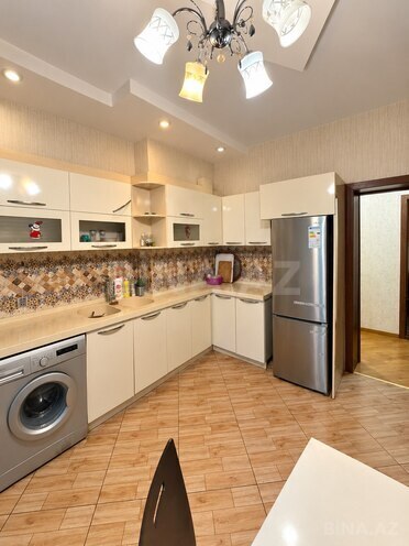 İcarəyə verilir 3 otaqlı yeni tikili 135 m², 8 Noyabr m., photo 9 from 10