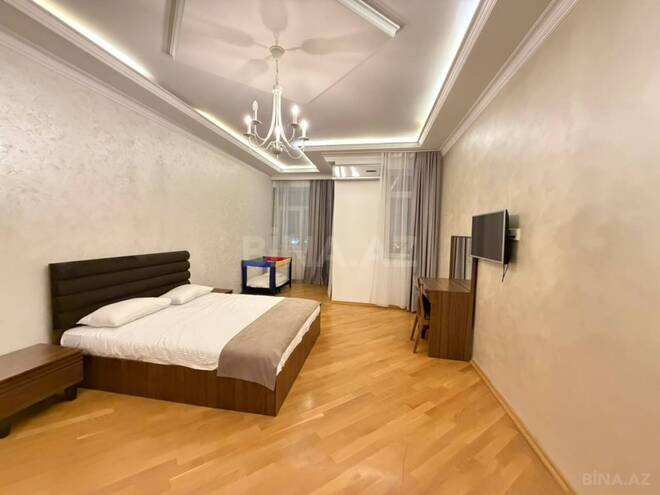 Продается 4-комн. новостройка 154 м², м. Шах Исмаил Хатаи, photo 1 from 14