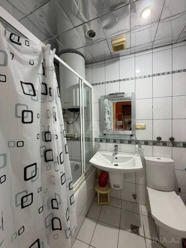 Продаётся 3-комн. вторичка 75 м², м. 28 мая, photo 8 from 10