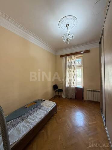Продаётся 3-комн. вторичка 75 м², м. 28 мая, photo 6 from 10