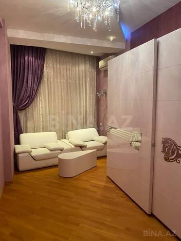 Сдается 3-комн. новостройка 120 м², м. Иншаатчылар, photo 7 from 10