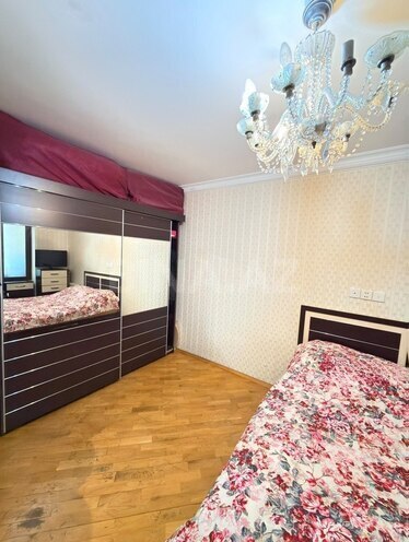 İcarəyə verilir 2 otaqlı köhnə tikili 70 m², Elmlər Akademiyası m., photo 4 from 14