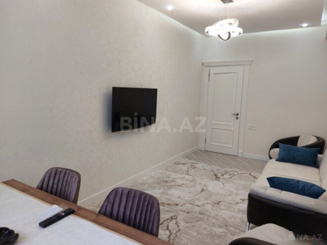 Сдается 3-комн. новостройка 75 м², photo 1 from 8
