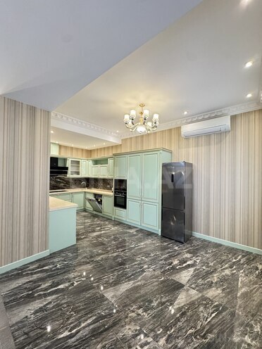 Сдаётся 4-комн. новостройка 230 м², м. Низами, photo 21 from 27