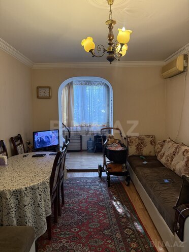 Satılır 1 otaqlı köhnə tikili 40 m², Gənclik m., photo 1 from 16