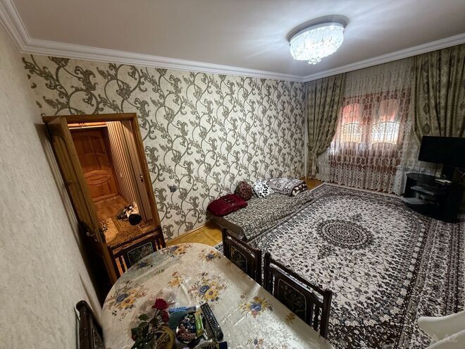 Satılır 3 otaqlı köhnə tikili 70 m², Hövsan q., photo 1 from 14