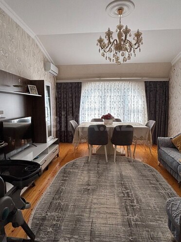 Продаётся 2-комн. новостройка 65 м², м. Ази Асланов, photo 1 from 12