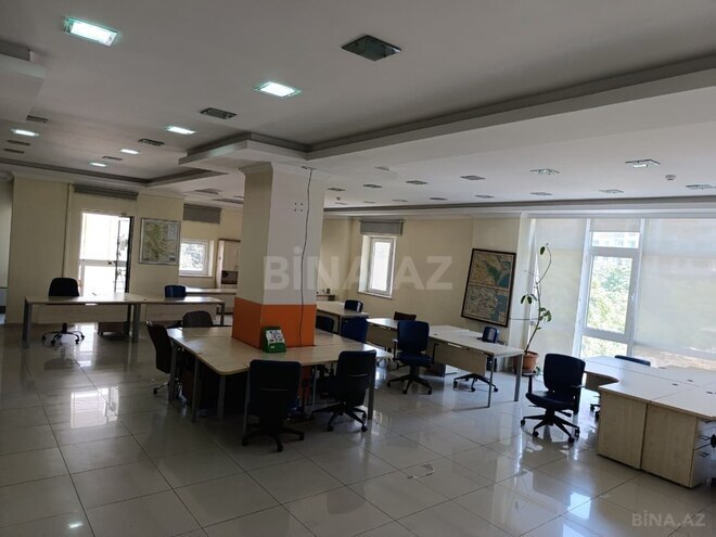 Сдаётся 8-комн. офис 320 м², м. 8 ноября, photo 3 from 17