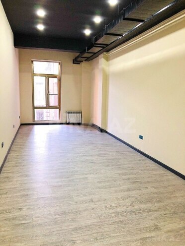 İcarəyə verilir  obyekt 220 m², 28 May m., photo 1 from 8