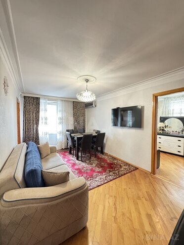 Продается 2-комн. вторичка 50 м², м. Элмляр Академиясы, photo 1 from 12
