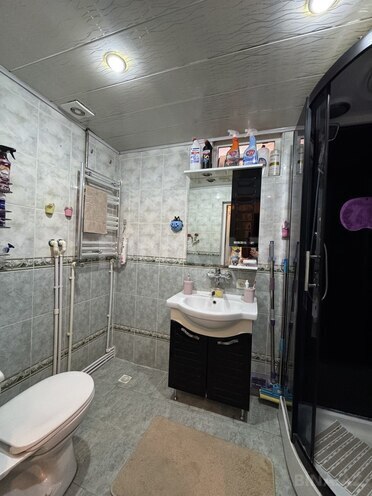 Продается 2-комн. вторичка 50 м², м. Элмляр Академиясы, photo 8 from 12