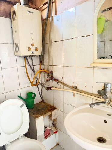 İcarəyə verilir 2 otaqlı köhnə tikili 70 m², 28 May m., photo 9 from 10