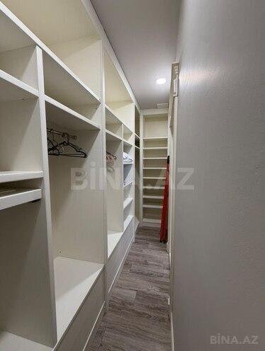 Сдается 4-комн. новостройка 170 м², Хатаинский р., photo 23 from 24