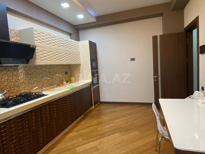 Сдается 3-комн. новостройка 120 м², м. 8 ноября, photo 10 from 14