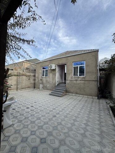 Satılır 3 otaqlı həyət evi/bağ evi 80 m², Ramana q., photo 1 from 17