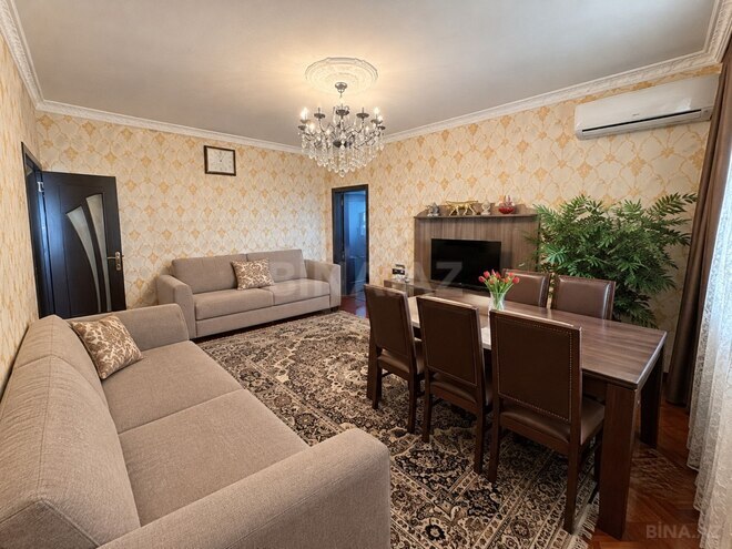 Satılır 4 otaqlı köhnə tikili 90 m², Qara Qarayev m., photo 3 from 16