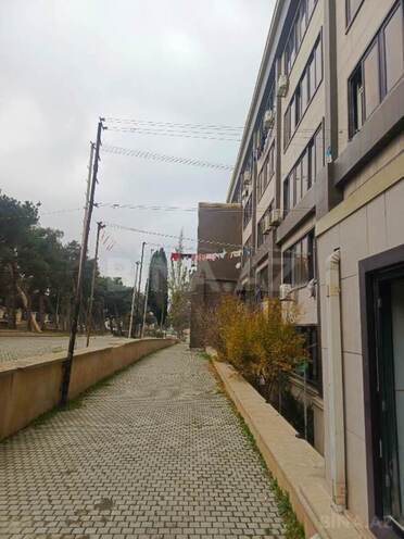 Продается 3-комн. вторичка 100 м², Ясамальский р., photo 16 from 17