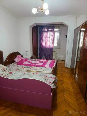 Продается 3-комн. вторичка 100 м², Ясамальский р., photo 4 from 17