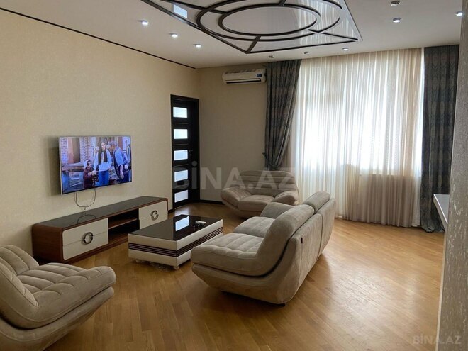 İcarəyə verilir 4 otaqlı yeni tikili 160 m², 28 May m., photo 4 from 26