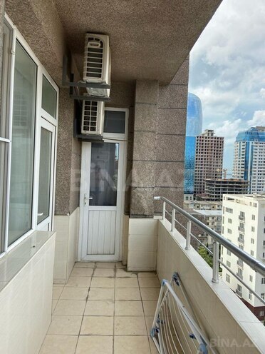 İcarəyə verilir 4 otaqlı yeni tikili 160 m², 28 May m., photo 17 from 26