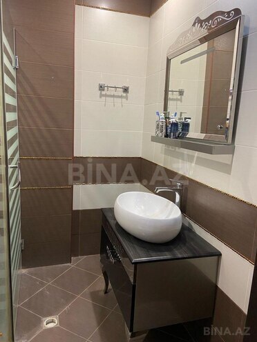 İcarəyə verilir 4 otaqlı yeni tikili 160 m², 28 May m., photo 22 from 26
