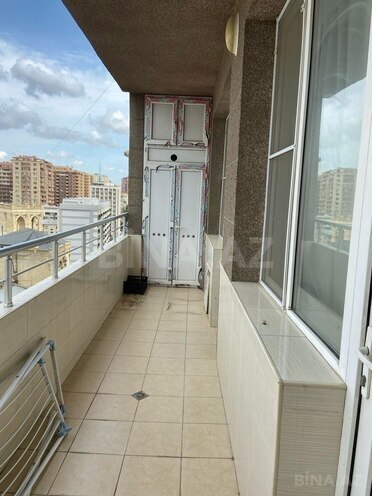 İcarəyə verilir 4 otaqlı yeni tikili 160 m², 28 May m., photo 25 from 26