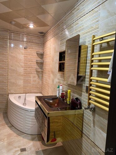 İcarəyə verilir 4 otaqlı yeni tikili 160 m², 28 May m., photo 20 from 26