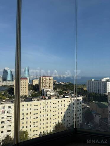 Продается 3-комн. новостройка 145 м², пос. Бадамдар, photo 1 from 15