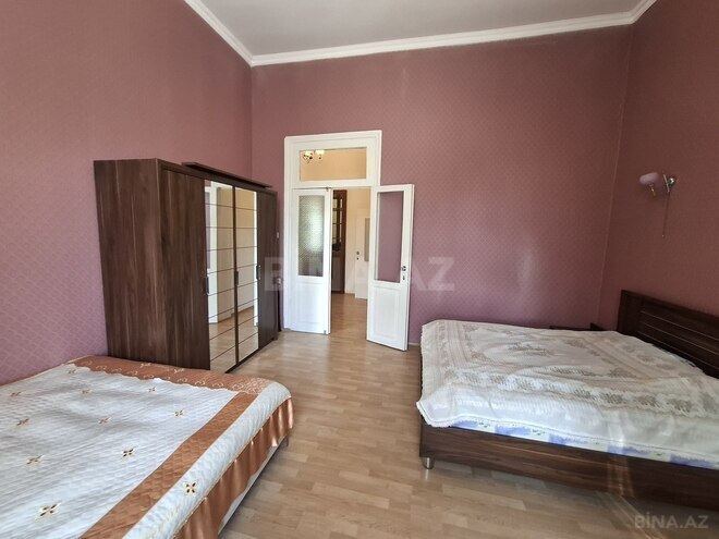 Satılır 3 otaqlı köhnə tikili 127 m², Sahil m., photo 5 from 19