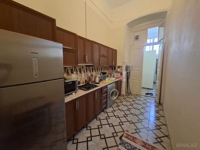 Satılır 3 otaqlı köhnə tikili 127 m², Sahil m., photo 10 from 19