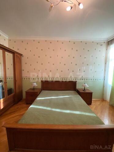 Сдаётся 3-комн. новостройка 130 м², м. Низами, photo 12 from 22