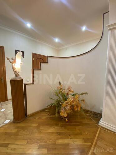 Сдаётся 3-комн. новостройка 130 м², м. Низами, photo 18 from 22