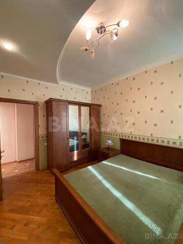 Сдаётся 3-комн. новостройка 130 м², м. Низами, photo 13 from 22