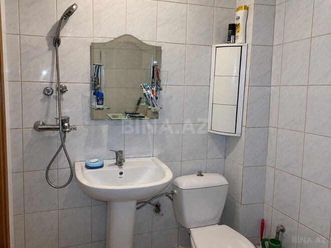 Продается 3-комн. вторичка 60 м², м. Ази Асланов, photo 12 from 13