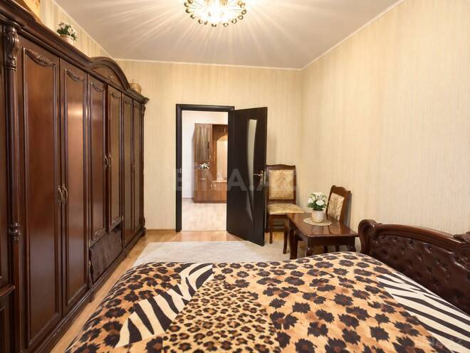 Satılır 2 otaqlı köhnə tikili 65 m², Qaraçuxur q., photo 3 from 7