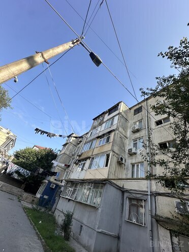 Продаётся 3-комн. вторичка 80 м², м. Нефтчиляр, photo 1 from 18