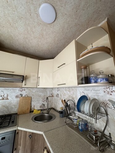 Продаётся 3-комн. вторичка 80 м², м. Нефтчиляр, photo 11 from 18