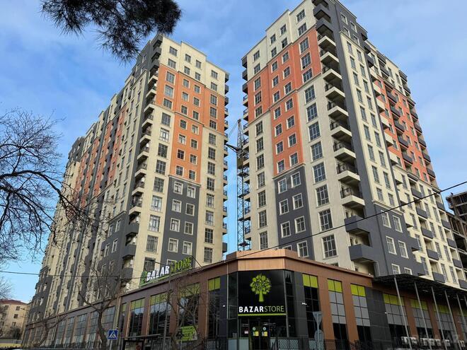 Продается 4-комн. новостройка 127 м², м. Кара Караев, photo 1 from 14