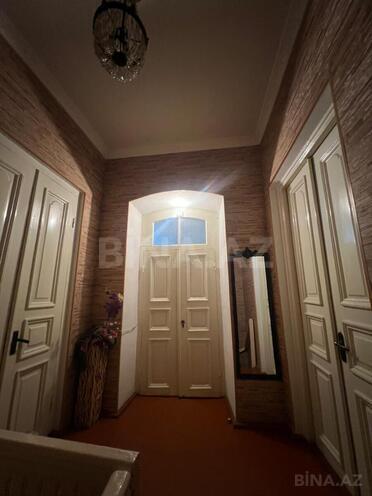 Продается 10-комн. дом/дача 400 м², photo 14 from 25