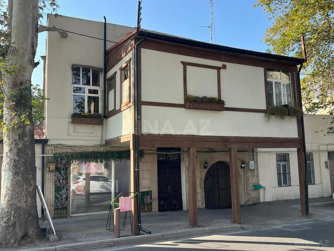 Продается 10-комн. дом/дача 400 м², photo 1 from 25
