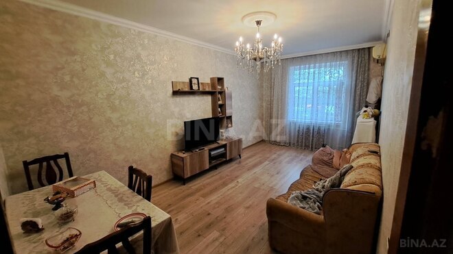 Satılır 4 otaqlı köhnə tikili 100 m², Əhmədli m., photo 1 from 10