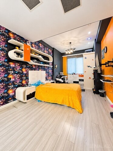 Сдается 4-комн. новостройка 220 м², м. Ичеришехер, photo 9 from 18