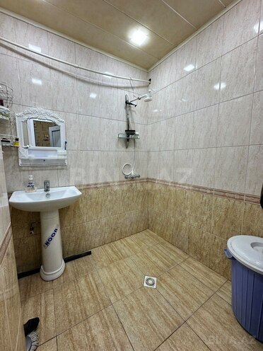 Satılır 4 otaqlı köhnə tikili 90 m², Massiv D q., photo 13 from 14