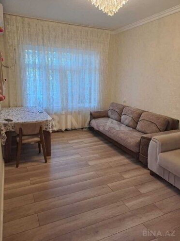 Satılır 2 otaqlı köhnə tikili 65 m², Azadlıq Prospekti m., photo 1 from 10
