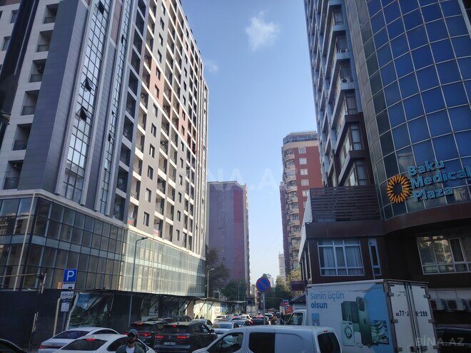 İcarəyə verilir 3 otaqlı yeni tikili 102 m², 28 May m., photo 1 from 13