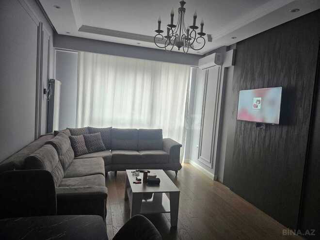 İcarəyə verilir 3 otaqlı yeni tikili 85 m², Bakmil m., photo 1 from 17
