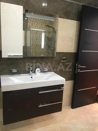 İcarəyə verilir 3 otaqlı yeni tikili 125 m², 28 May m., photo 12 from 16