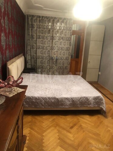 Satılır 4 otaqlı köhnə tikili 110 m², Qara Qarayev m., photo 7 from 19
